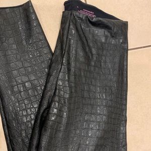 Commando faux leather snake pants m